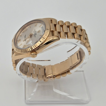 Rolex Day-Date 40 228238 18k Gold