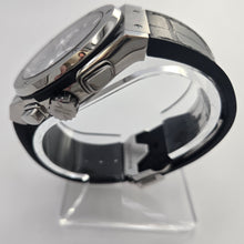 Hublot Classic Fusion Racing Grey Chronograph side 