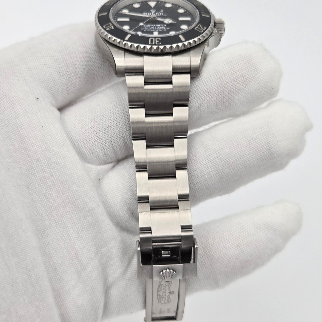 Rolex Submariner 124060 2025