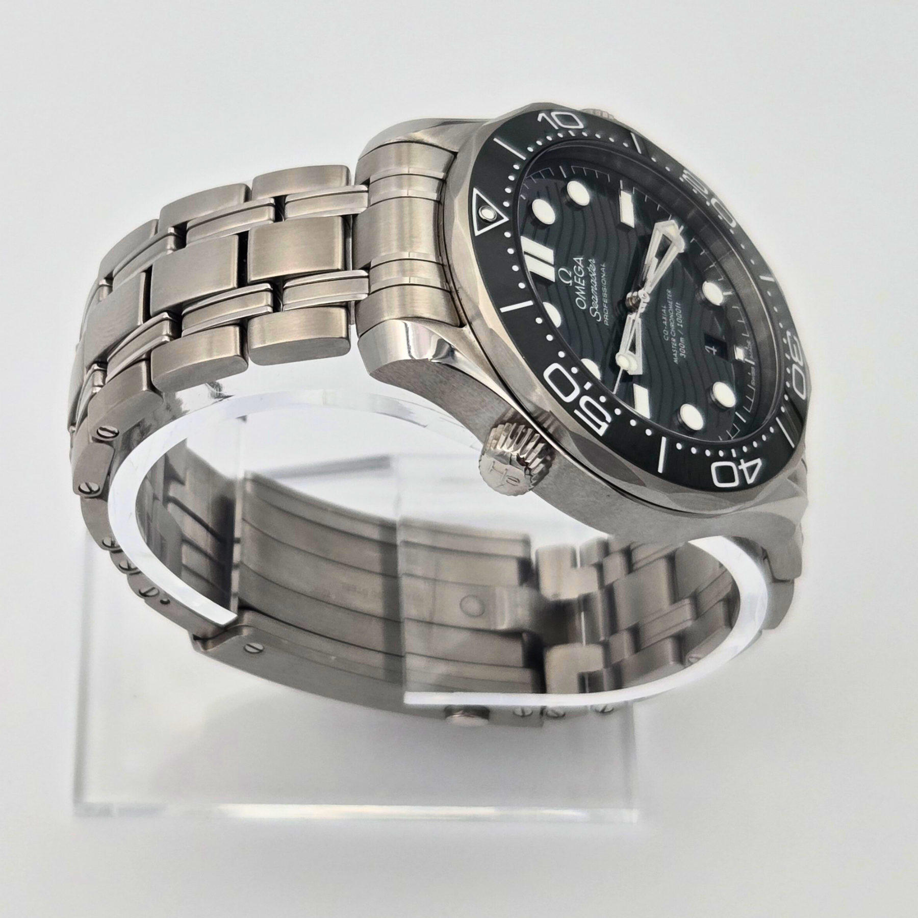 Omega Seamaster Diver 300 M
