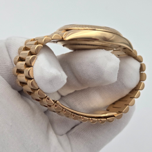 Rolex Day-Date 40 228238 18k Gold