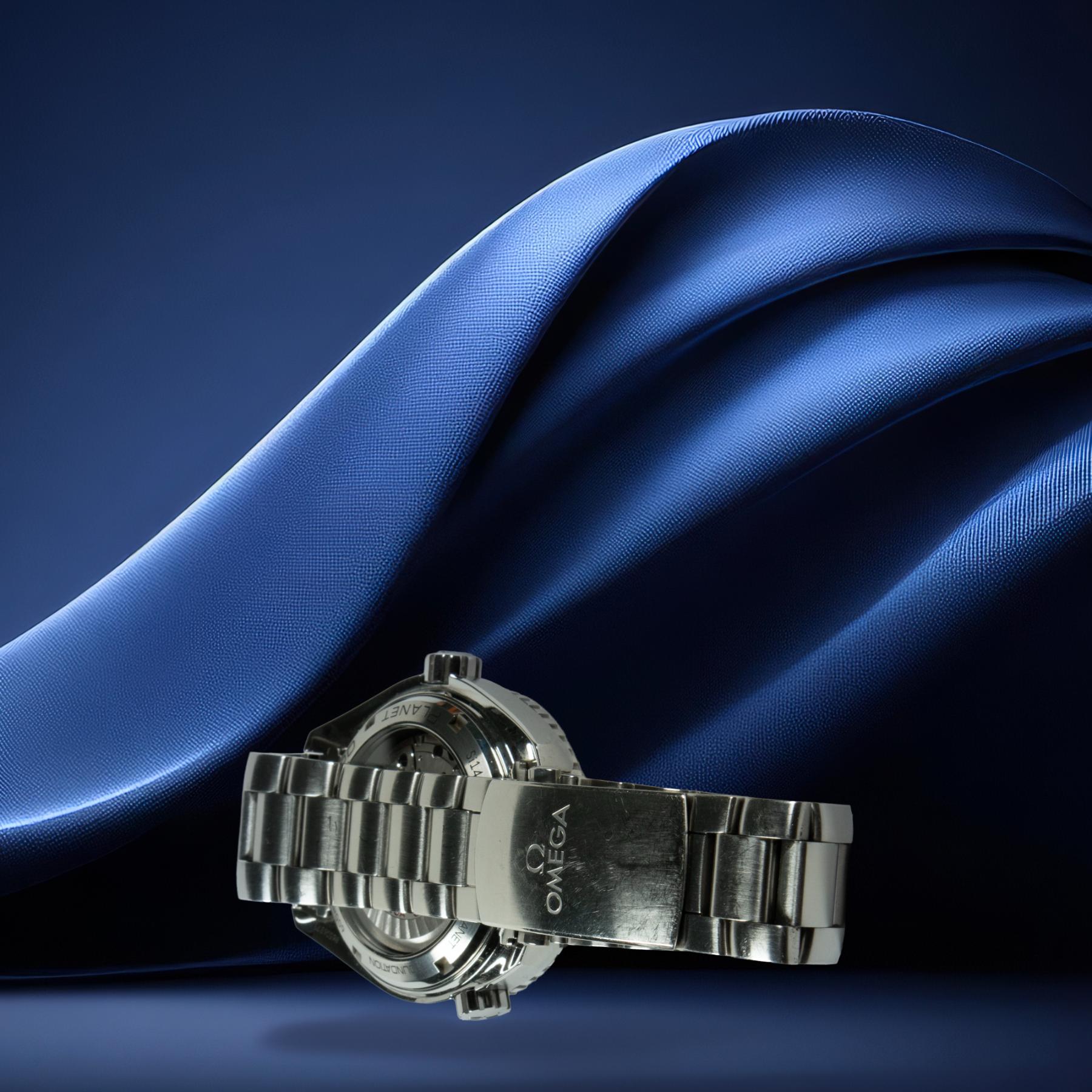 Omega Seamaster Planet Ocean Gmt