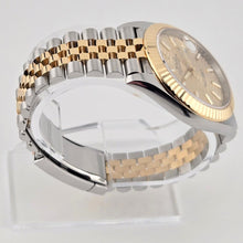 Rolex Datejust 41 Champagne Motif Dial TwoTone Gold Steel 126333 2022 Box Papers