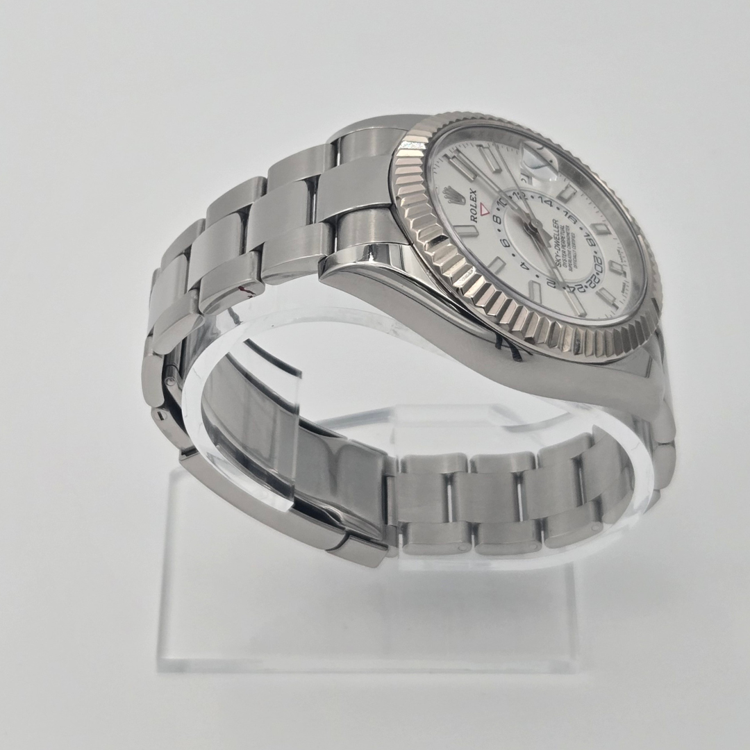 Rolex Sky-Dweller 326934 White Gold Oyster right side view