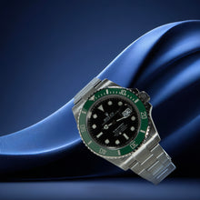 Rolex Submariner Date 41 mm (Ref. 126610LV) – Green Bezel “Starbucks”