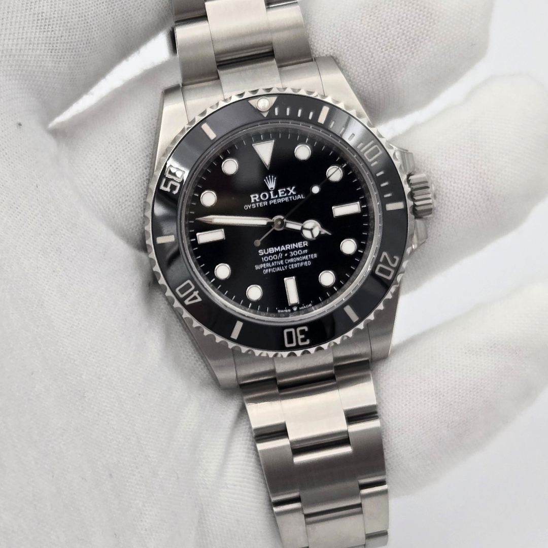 Rolex Submariner 124060 2025