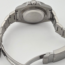 Solid caseback view on Rolex Submariner Date 41 mm (Ref. 126610LV) - 2026 - Green Bezel “Starbucks”