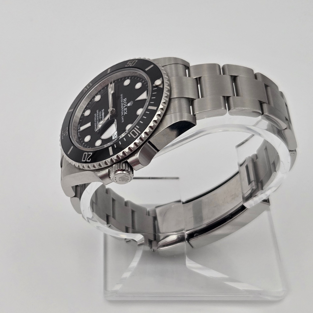 Rolex Submariner Date 126610LN Black Dial 41mm right side profile