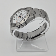 Rolex Explorer II 226570 “Polar” 42mm White Dial