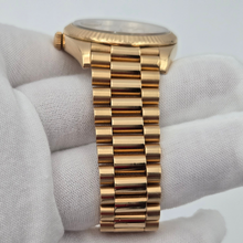 Rolex Day-Date 40 228238 18k Gold