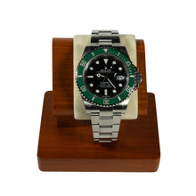 Rolex Submariner Date 41 mm (Ref. 126610LV) – Green Bezel “Starbucks”